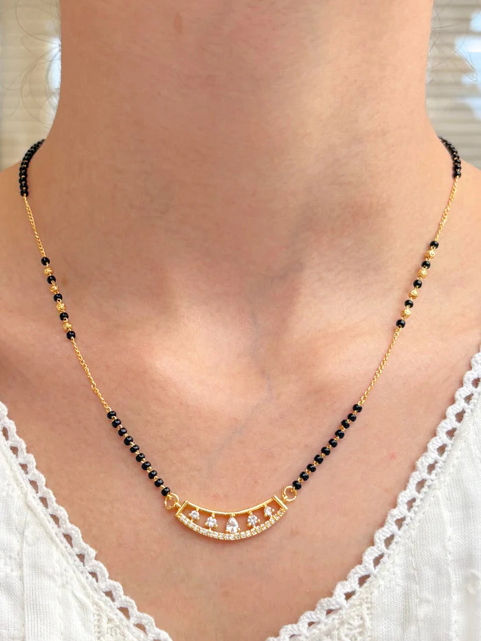 Curved Diamond Mangalsutra