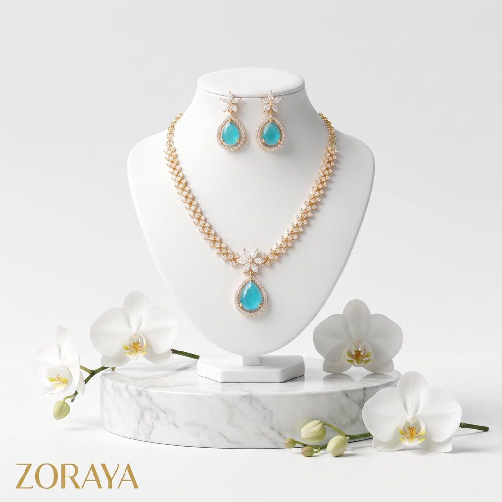 Zoraya Emerald Teardrop Necklace Set
