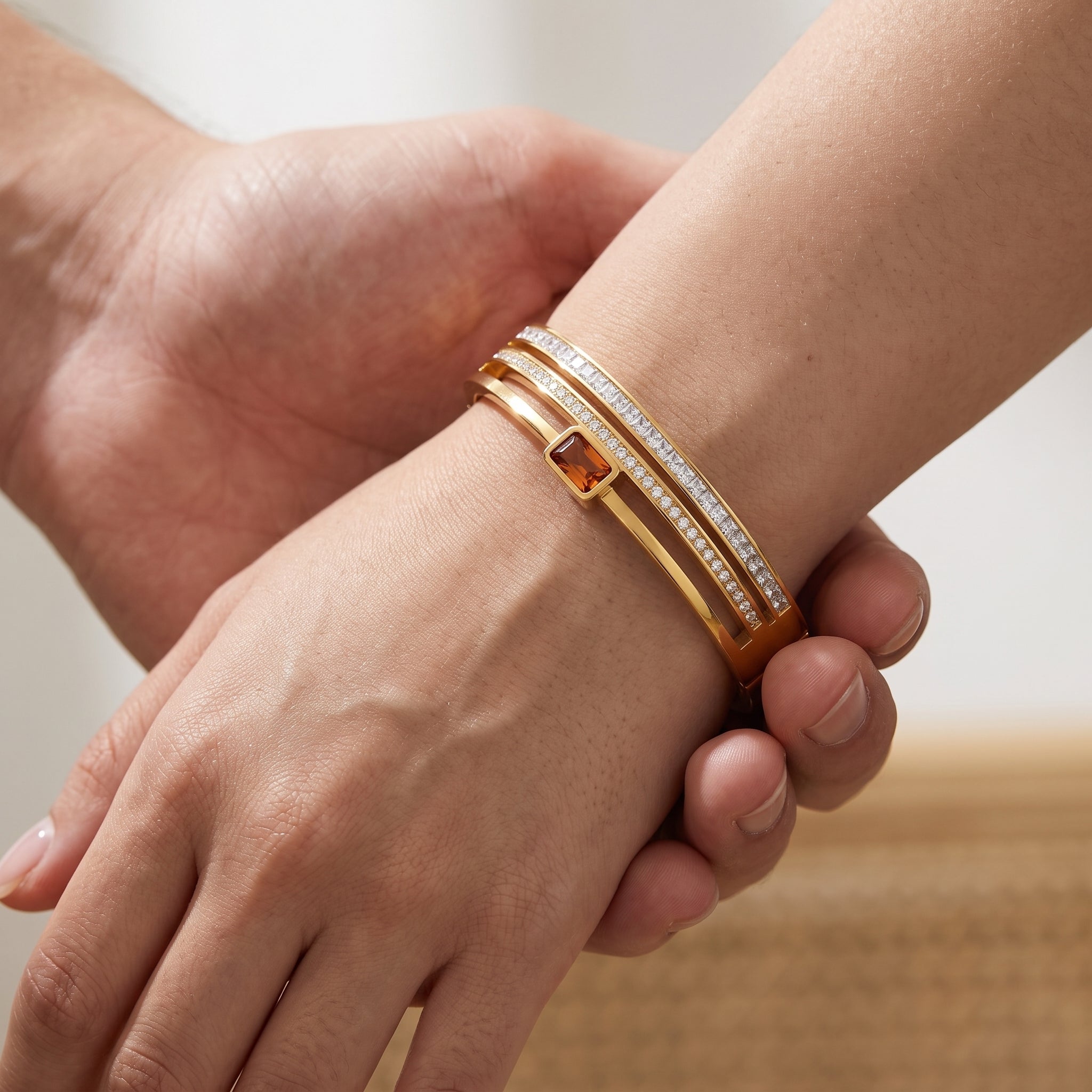 Zoraya Amber Crystal Gold Bracelet